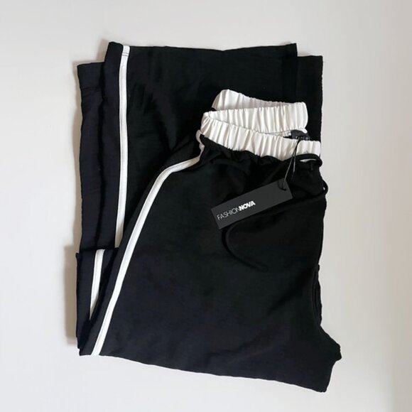 Fashion Nova Women's Wide Leg jogger - Picture 1 of 10